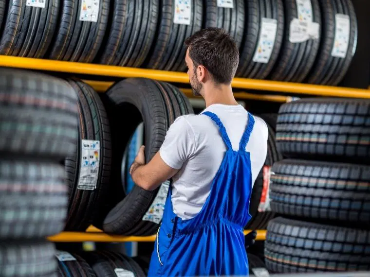 Esenler Oto Lastikçi